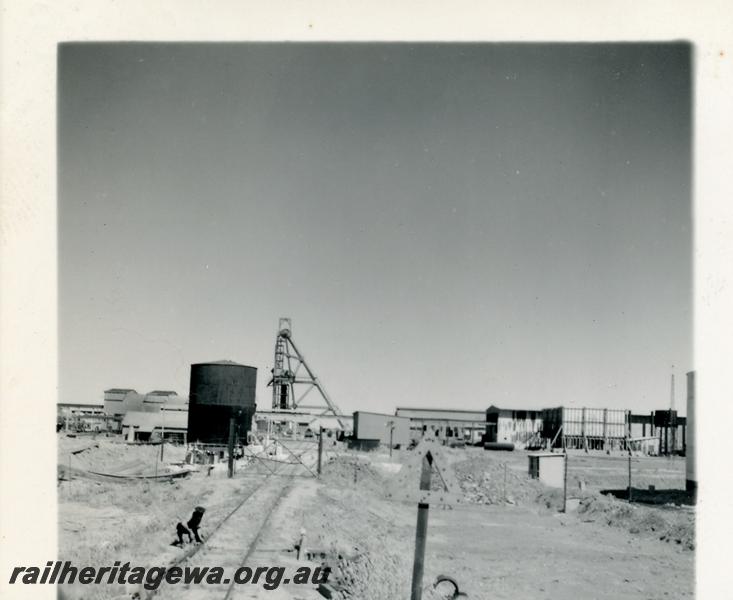 P06013
Big Bell Goldmine, Rail lines entering the mine site
