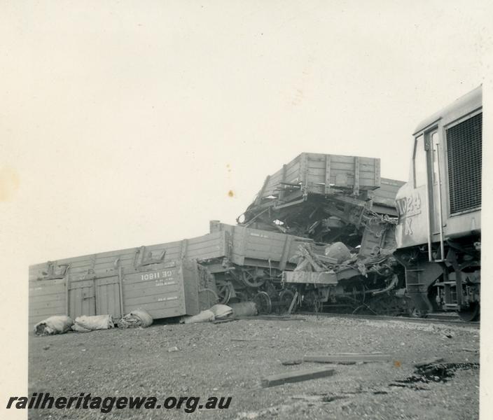 P06014
Collision at Canna, EM line, wagons piled up behind X class 1024 