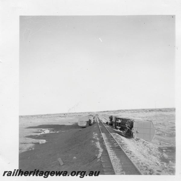 P06046
VD class van and VB class van derailed before lifting at derailment between Austin and Moyagee, NR line
