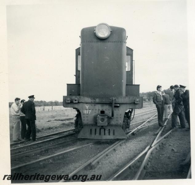 P06050
1 of 3 views of Y class 1117 derailed at west end of Mullewa yard, NR line, front view
