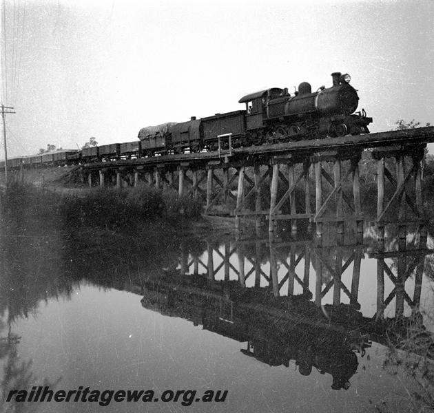 P06068
F class 420, trestle bridge over Collie River, near Collie, BN line goods train.
