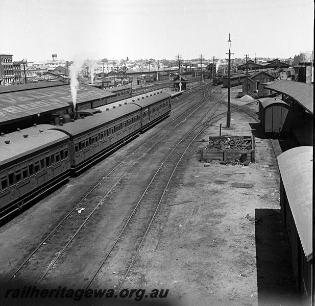 P06075
Perth Yard, overall view from the Horseshoe Bridge looking west
