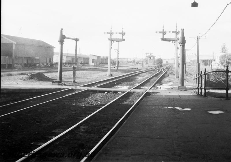 P06108
Fremantle yard looking east from station
