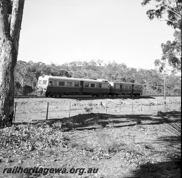 P06128
ADE class towing an ADT class trailer, near Clackline, ER line, on service from Katanning
