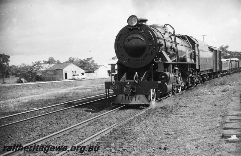 P06148
V class 1201, Midland Junction, on down 