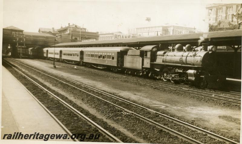 P06176
P class, Perth Station, arriving with the Kalgoorlie Express at platform 1.
