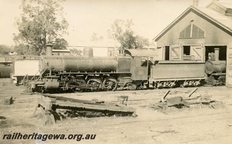 P06215
MRWA C class 16, side view, loco shed, loco depot, MRWA's Midland Junction Yard,
