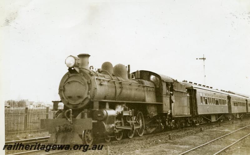 P06238
P class on Kalgoorlie Express, Mount Lawley
