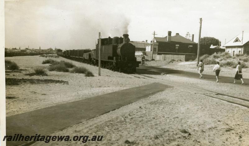 P06252
K class, South Fremantle, goods train
