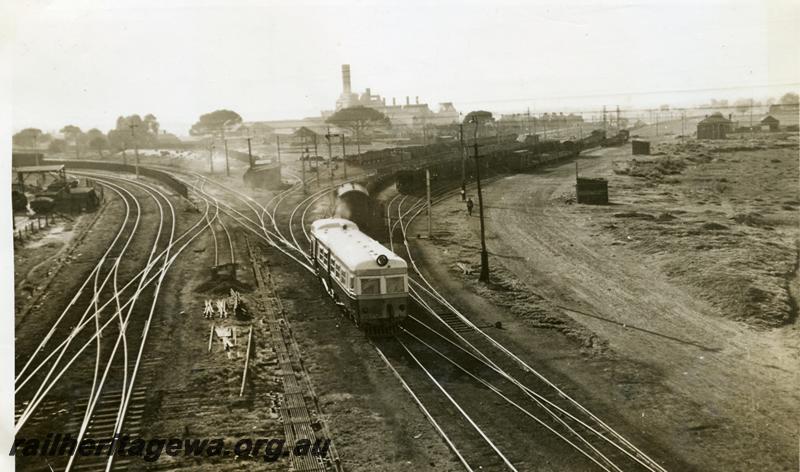 P06271
ADE class railcar, track work, East Perth, view from signal box
