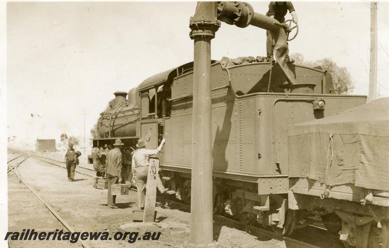 P06294
P class, water column, taking water, goods train
