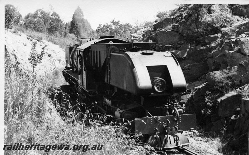 P06347
ASG class 55 Garratt, Swan View tunnel deviation, ER line, rear tank end leading, view of rear bunker showing the oil tank. Same as P7591
