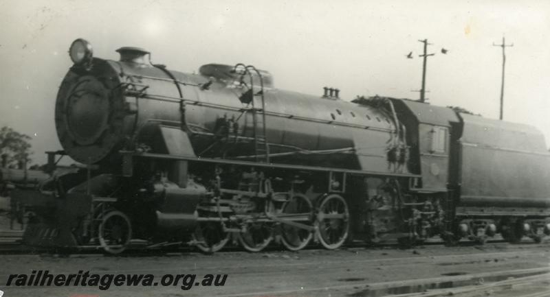 P06355
V class 1202, in original condition, Midland Junction, front and side view.
