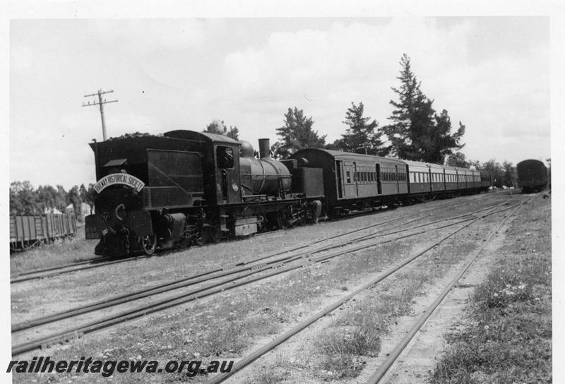 P06360
MSA class 499 Garratt loco, Dwellingup, PN line, ARHS tour train, arriving at Dwellingup, bunker leading.
