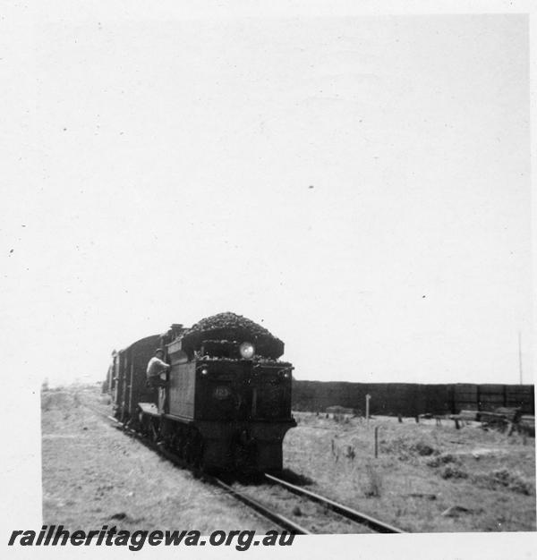 P06386
G class 123, on Picton shunt, SWR line, rear of tender view
