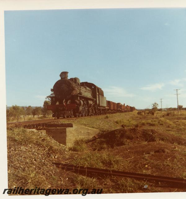 P06442
PMR class 727, culvert, near Mundijong, SWR line, No.44 goods train
