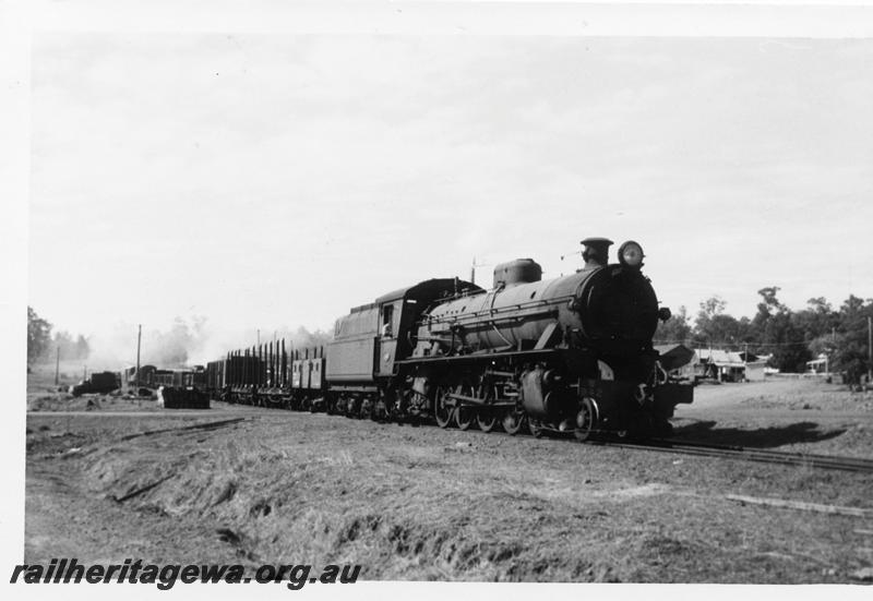 P06481
W class 942, Jarrahwood, WN line, goods train, same as P5251 and P5537.
