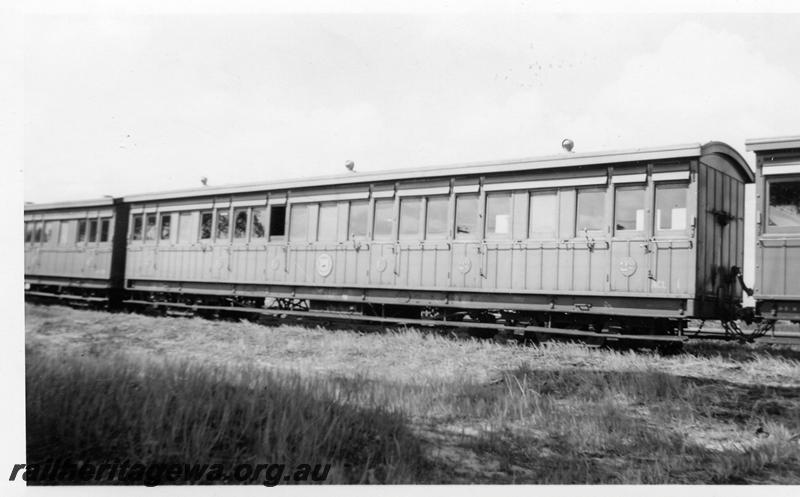 P06527
ACL class 1, East Perth, side and end view
