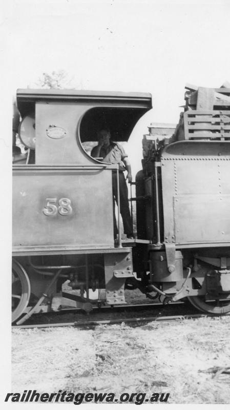 P06585
Millars loco No.58, Mundijong, side view of cab
