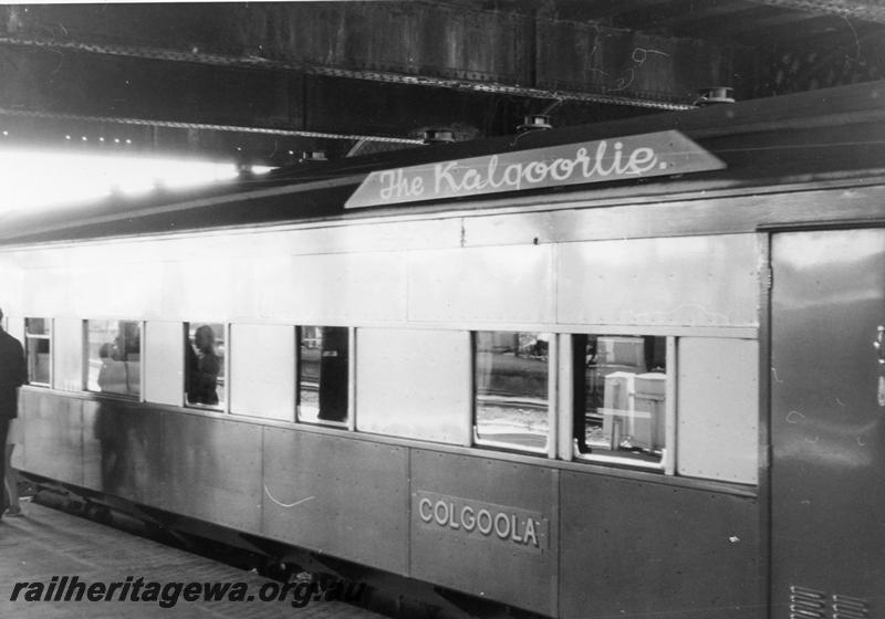 P06658
AYS class 460 buffet car, Perth Station, with 