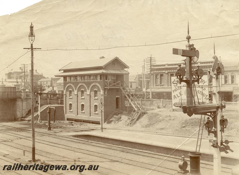 P06725
Signal box, Perth Box C, signal, yard lamp, Perth station looking towards Barrack Street Bridge
