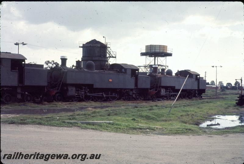 P06818
DM class 585, DM class, stowed at the Midland Graveyard, front and side view.
