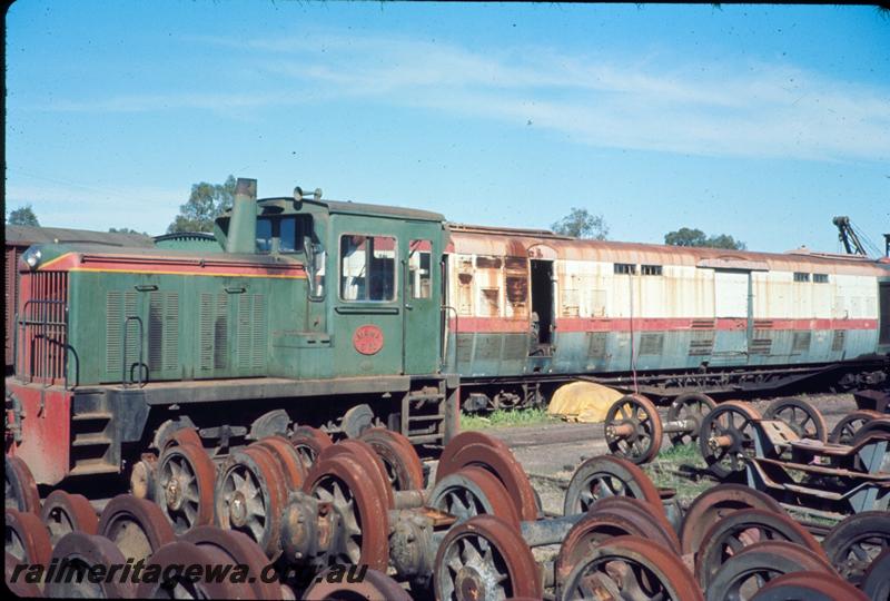 P06840
E class 30, ADF class 494 