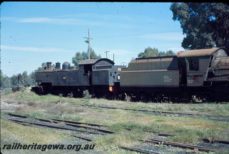 P06841
DD class 596, W class 944 with hungry boards, side views, Midland Workshops Graveyard, 
