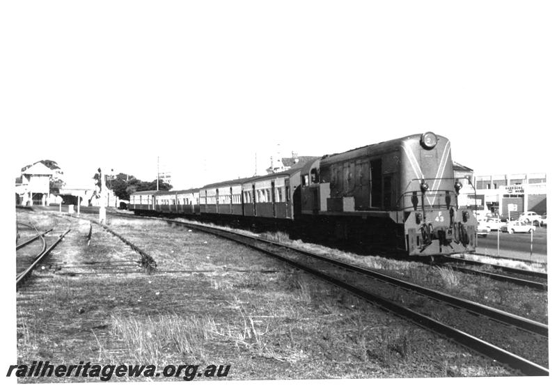 P07051
F class 43, Claremont Station, with afternoon 