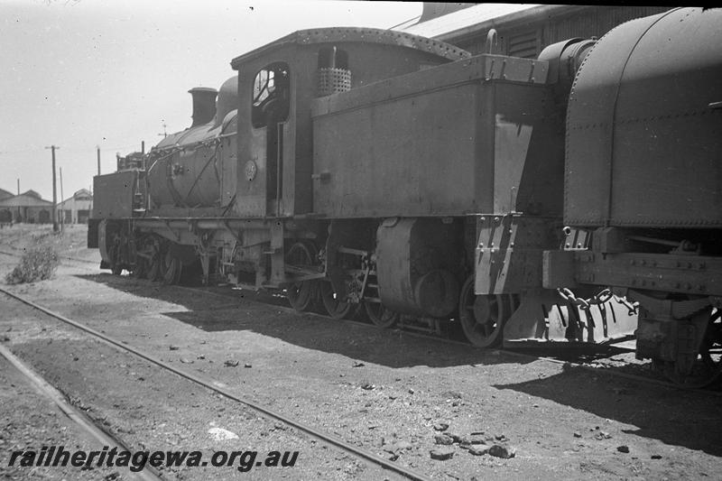 P07078
M class Garratt, view from tender side looking forward, end and side view.
