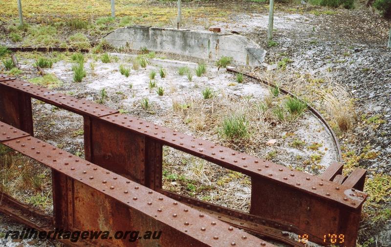 P07135
8 of 19 photos of the remains of the loco facilities at Hopetoun on the abandoned Ravensthorpe to Hopetoun Railway. Turntable pit
