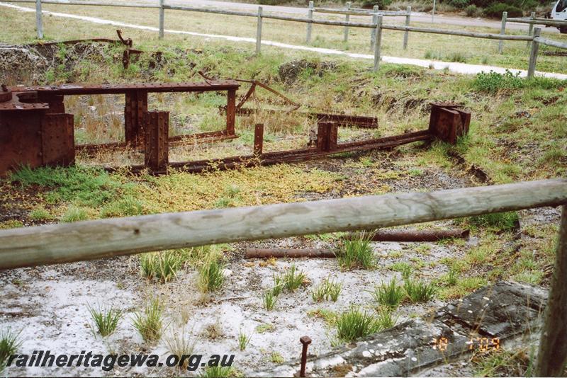 P07138
11 of 19 photos of the remains of the loco facilities at Hopetoun on the abandoned Ravensthorpe to Hopetoun Railway. Remains of turntable
