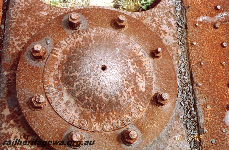 P07144
17 of 19 photos of the remains of the loco facilities at Hopetoun on the abandoned Ravensthorpe to Hopetoun Railway. Remains of turntable, makers plate (builders plate)
