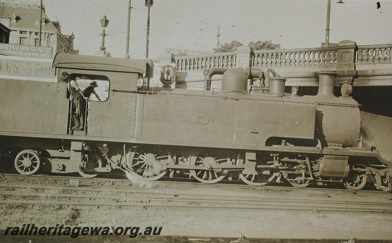 P07199
D class 375, Perth Station, side view
