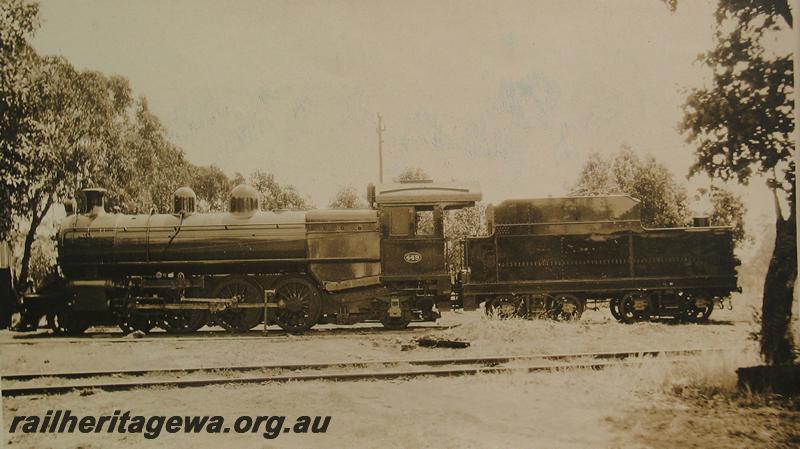 P07213
P class 449 (renumbered P class 509 on 20.12.1946), side view of entire loco
