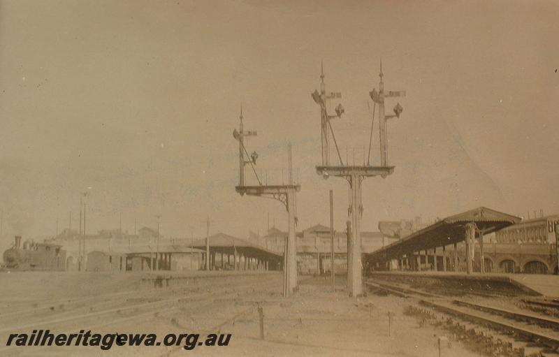 P07226
Signals, Perth Station, overall view from the west end looking east
