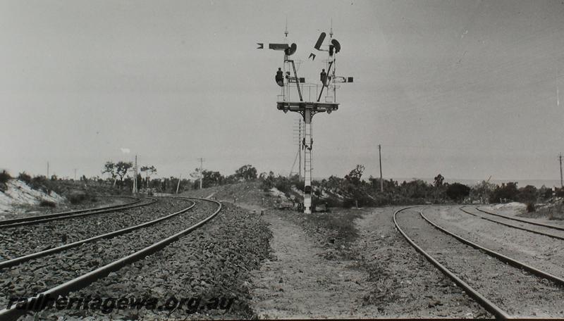 P07242
Signals where the branch to Belmont diverges from the mainline at Bayswater
