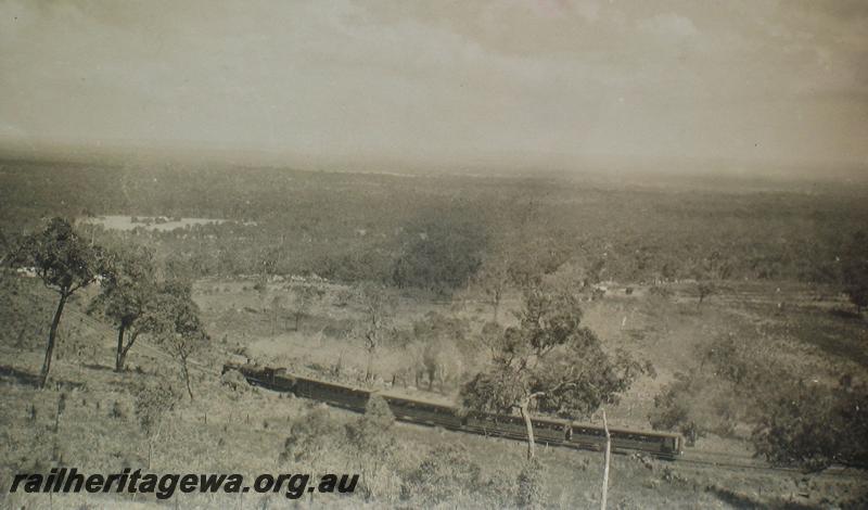 P07262
8 of 10 photos taken on the Upper Darling Range Railway, Zig Zag, UDRR line, view from top of Zig Zag . MS class Garratt loco hauling a passenger train on middle leg.
