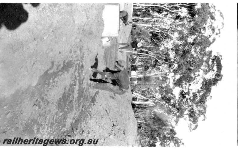 P07309
5 of 32 photos of the construction of the railway dam at Hillman, BN line, pug wall south side
