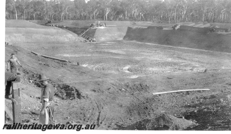 P07317
13 of 32 photos of the construction of the railway dam at Hillman, BN line, excavation complete, view across dam
