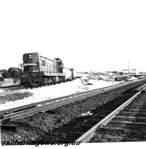 P07363
A class 1505, bypassing the East Perth Terminal hauling 