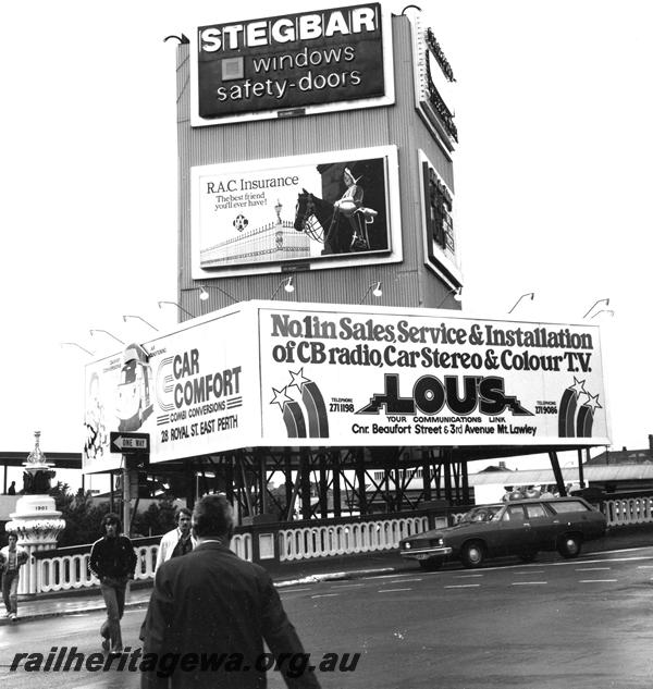 P07375
Advertising tower, on corner of the Horseshoe bridge and Wellington Street, Perth
