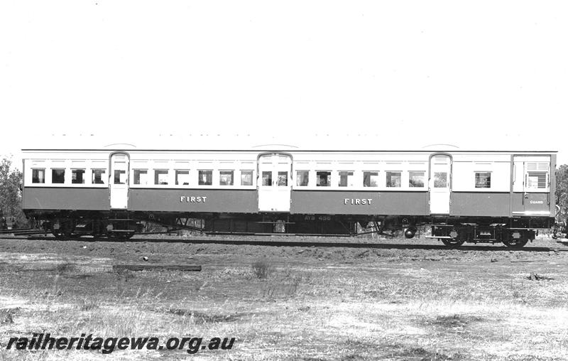 P07391
3 of 9 photos depicting wartime activities at the Midland Workshops, AYB class 456 first class suburban carriage with brake compartment, side view
