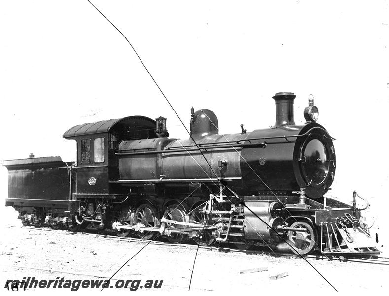 P07413
F class 356, oil headlight and bar cowcatcher, from a cracked glass neg print, side and front view
