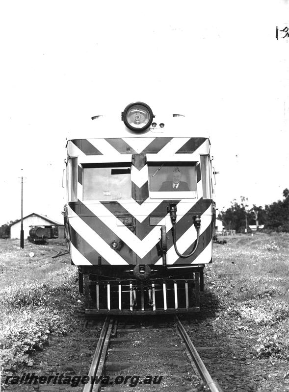 P07484
ADF class, Pinjarra, SWR line, head on view, possibly on test run
