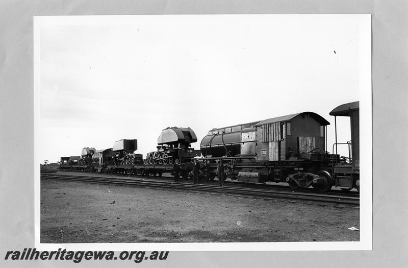 P07595
ASG class 54 Garratt, in knocked down condition on transfer bogies, Parkeston
