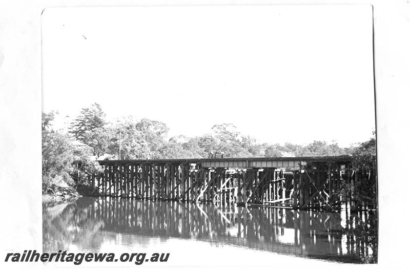 P07657
Steel girder and trestle bridge, Guildford
