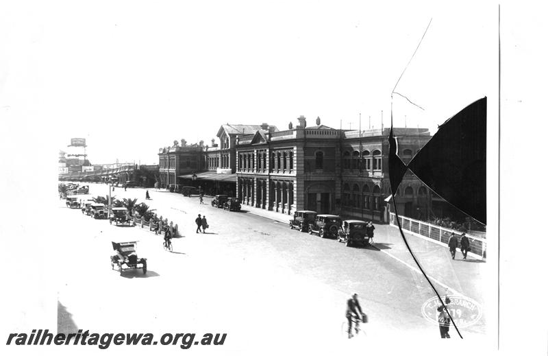 P07695
Perth station building, street side view
