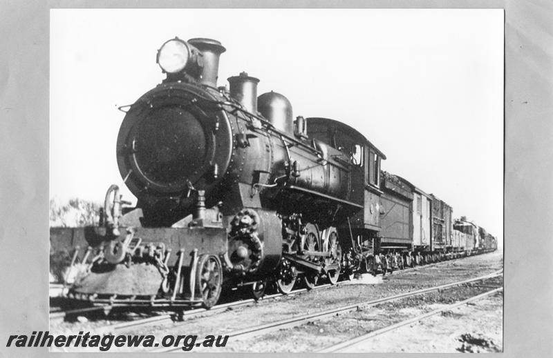 P07805
E class, front and side view, with goods train, early view
