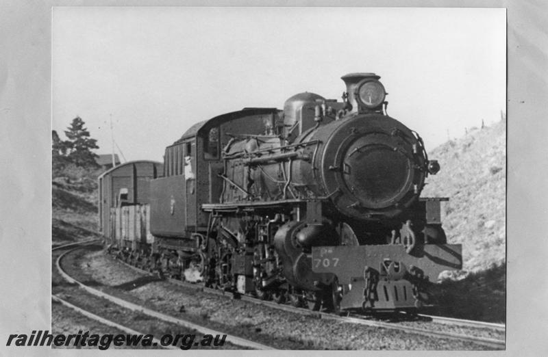 P07806
PM class 707, side and front view, goods train
